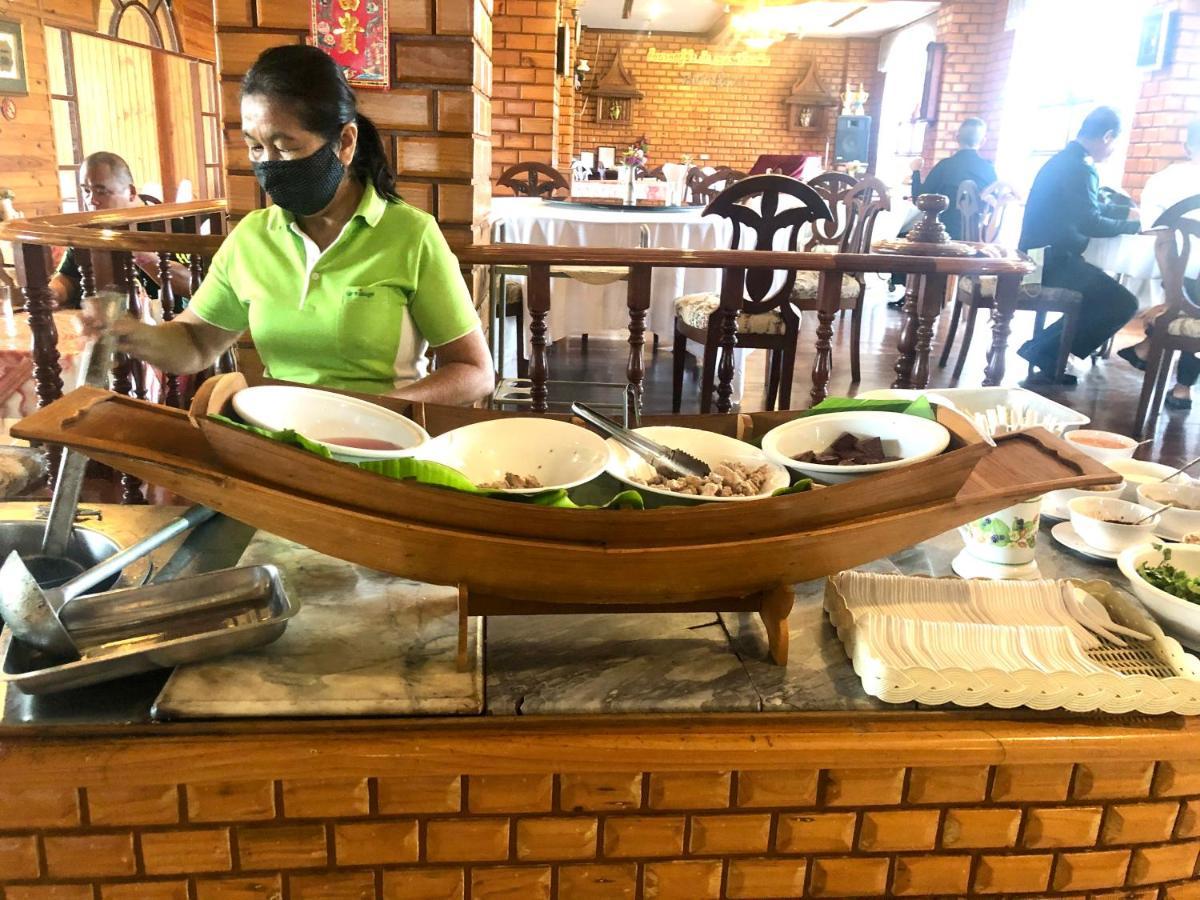 Hermitage Hotel Korat-Sha Накхонратчасима Экстерьер фото