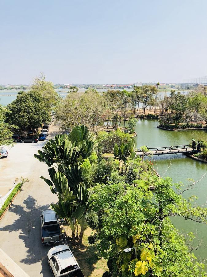 Hermitage Hotel Korat-Sha Накхонратчасима Экстерьер фото